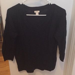 Light 3/4 sleeve navy sweater